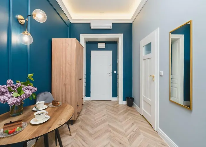 Deluxe Apartment
